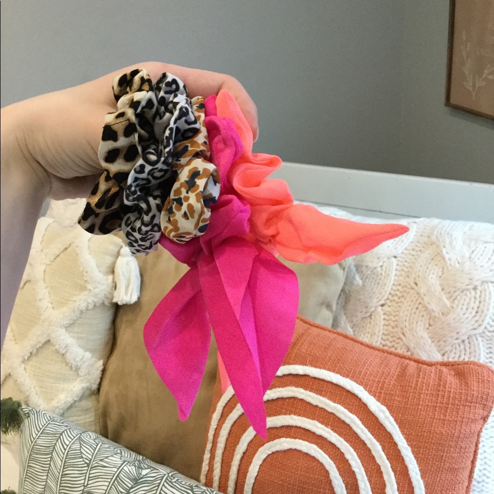 ✨Schrunchie bundle✨